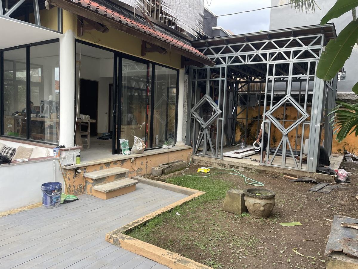 Decorative LGS gable frames on a villa renovation and extension